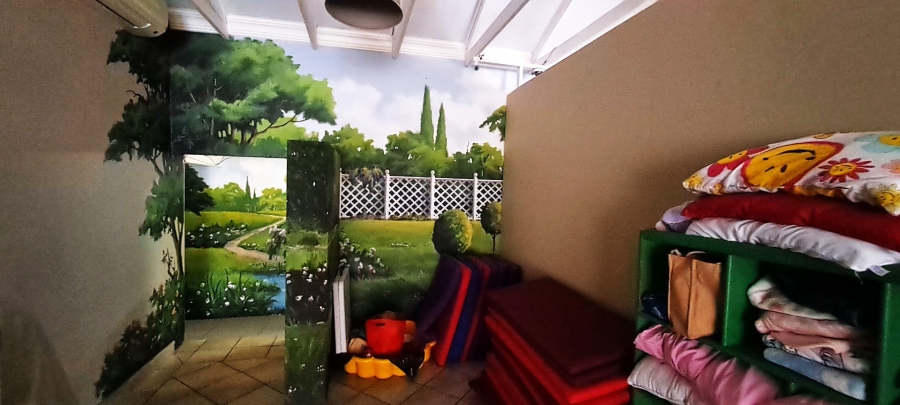 Commercial Property for Sale in Melodie North West